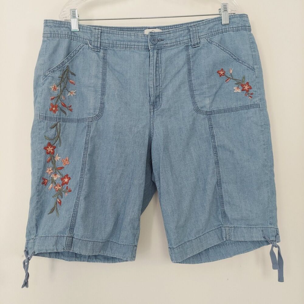 ST JOHNS BAY Womens Size 16 Denim Shorts Embroidered Bermuda Jean